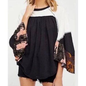 We the Free People Top Womens XS Friday Fever Black Floral Shirt Boho Festival